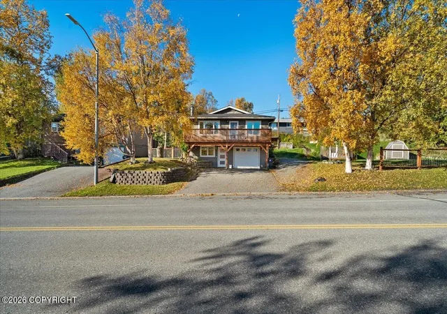 Photo 2 of Single family home for sale at 456 N Alaska St, Palmer, AK 99645 | MLS# 26-12879 | Listing updated on 2026-10-17