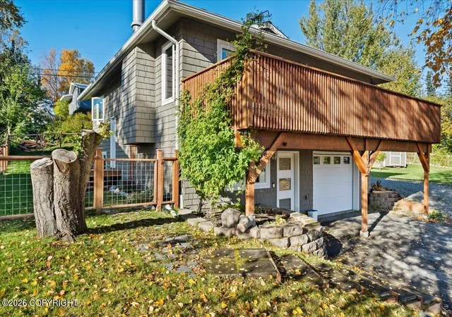 Photo 3 of Single family home for sale at 456 N Alaska St, Palmer, AK 99645 | MLS# 26-12879 | Listing updated on 2026-10-17