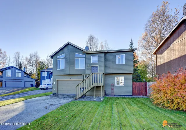 Photo 1 of Single family home for sale at 5534 College Meadow Cir, Anchorage, AK 99504 | MLS# 26-12900 | Listing updated on 2026-10-16