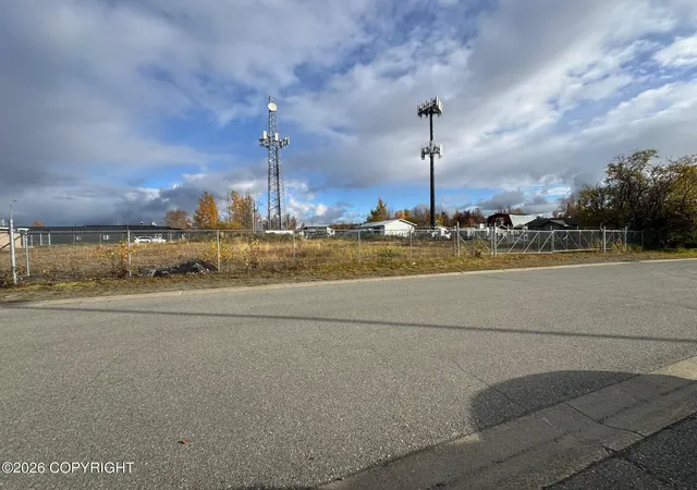Photo 1 of Land for sale at 425 S Boundary St, Wasilla, AK 99654 | MLS# 26-12935 | Listing updated on 2026-10-15
