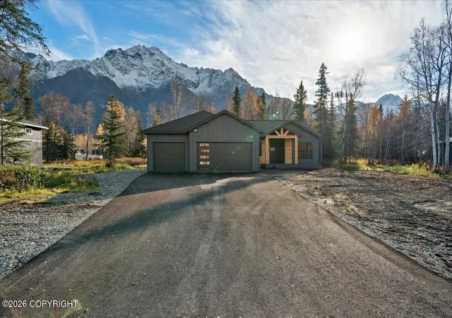Photo 3 of Single family home for sale at 15188 E Alpine Cir, Palmer, AK 99645 | MLS# 26-13038 | Listing updated on 2026-10-15