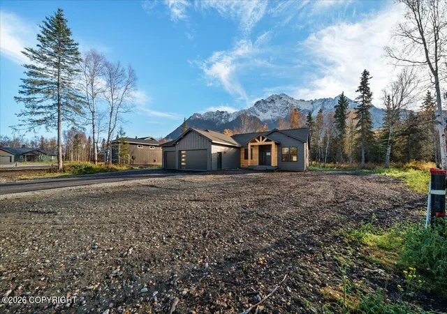 Photo 4 of Single family home for sale at 15188 E Alpine Cir, Palmer, AK 99645 | MLS# 26-13038 | Listing updated on 2026-10-15