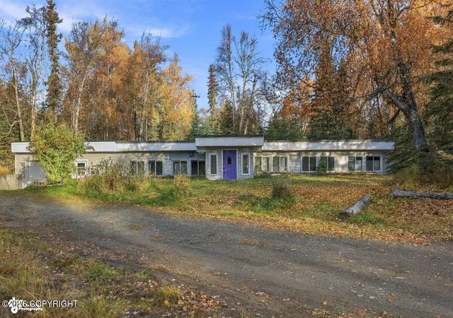 Photo 2 of Sale Pending at 5199 King Salmon Dr, Kenai, AK 99611 | MLS# 26-13021 | Listing updated on 2026-10-13