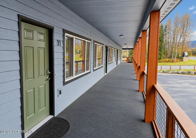 Photo 3 of Sale Pending at 4320 Checkmate Dr, Anchorage, AK 99508 | MLS# 26-13059 | Listing updated on 2026-10-16