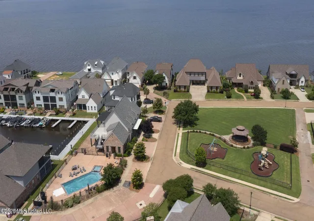 Photo 2 of Single family home for sale at 919 Bald Eagle Dr, Brandon, MS 39047 | MLS# 4123723 | Listing updated on 2026-09-11