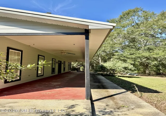 Photo 2 of Single family home for sale at 131 Monk Mitchell Rd, Picayune, MS 39466 | MLS# 4130941 | Listing updated on 2026-09-24