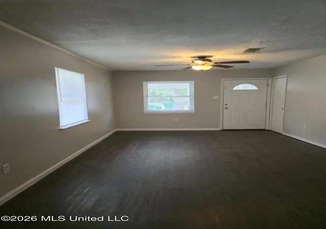 Photo 2 of Single family home for sale at 28 Dogwood Ct, Gulfport, MS 39501 | MLS# 4134284 | Listing updated on 2026-09-08