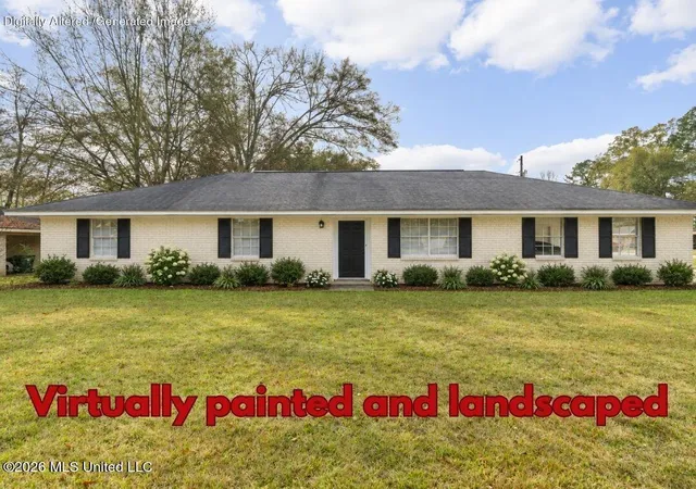 Photo 1 of Single family home for sale at 301 W Ray Dr, Hattiesburg, MS 39402 | MLS# 4134797 | Listing updated on 2026-09-10
