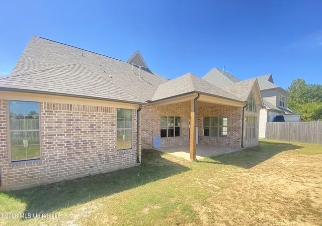 Photo 2 of Single family home for sale at 8026 Old Addison Dr, Olive Branch, MS 38654 | MLS# 4135922 | Listing updated on 2026-09-15