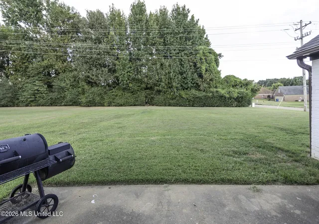 Photo 3 of Sale Pending at 10650 Stephenson Ln, Olive Branch, MS 38654 | MLS# 4161601 | Listing updated on 2026-09-17