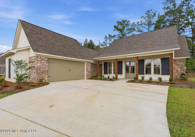 Photo 1 of Single family home for sale at 725 Celadon St, Brandon, MS 39042 | MLS# 4144425 | Listing updated on 2026-10-26