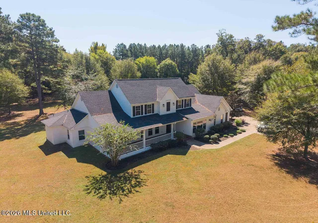 Photo 1 of Sale Pending at 113 Blackberry Crk Rd, Flora, MS 39071 | MLS# 4163999 | Listing updated on 2026-10-09