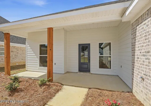 Photo 3 of Single family home for sale at 199 Lake Harbor Rd, Brandon, MS 39047 | MLS# 4147770 | Listing updated on 2026-10-10