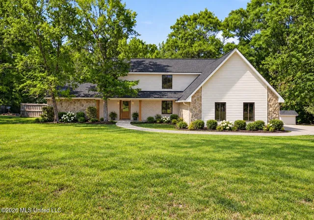 Photo 2 of Single family home for sale at 7000 Jim Ramsay Rd, Vancleave, MS 39565 | MLS# 4148290 | Listing updated on 2026-10-13