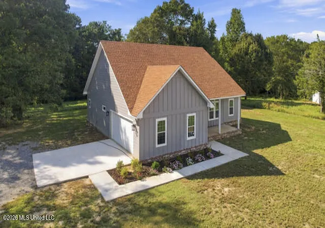 Photo 3 of Single family home for sale at 1046 Integrity Rd, Mc Comb, MS 39648 | MLS# 4148549 | Listing updated on 2026-10-02