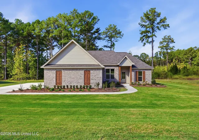 Photo 2 of Sale Pending at 214 New Hvn Ln, Brandon, MS 39042 | MLS# 4149166 | Listing updated on 2026-10-19