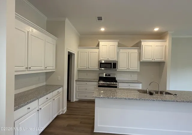 Photo 3 of Single family home for sale at 166 Madisonville Dr, Canton, MS 39046 | MLS# 4150115 | Listing updated on 2026-09-23