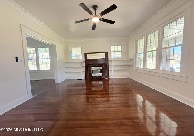 Photo 1 of Sale Pending at 400 Newton St, Crystal Springs, MS 39059 | MLS# 4150311 | Listing updated on 2026-10-08