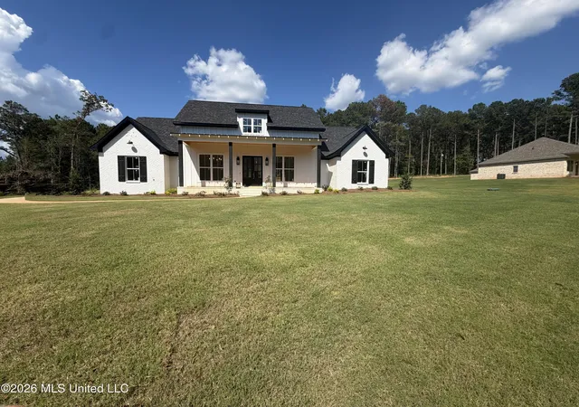 Photo 3 of Single family home for sale at 110 Cypress Ln, Mendenhall, MS 39114 | MLS# 4152341 | Listing updated on 2026-09-02