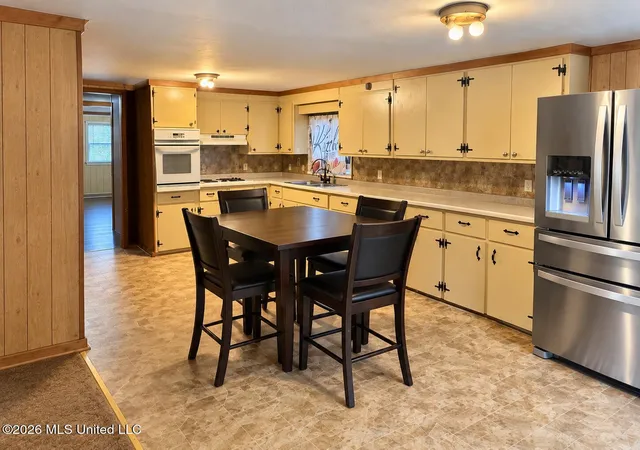 Photo 2 of Single family home for sale at 175 Chatham Dr, Holly Springs, MS 38635 | MLS# 4150725 | Listing updated on 2026-09-10