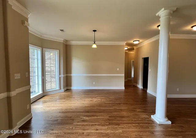 Photo 3 of Single family home for sale at 8465 Belmor Lakes Dr, Olive Branch, MS 38654 | MLS# 4151626 | Listing updated on 2026-09-03