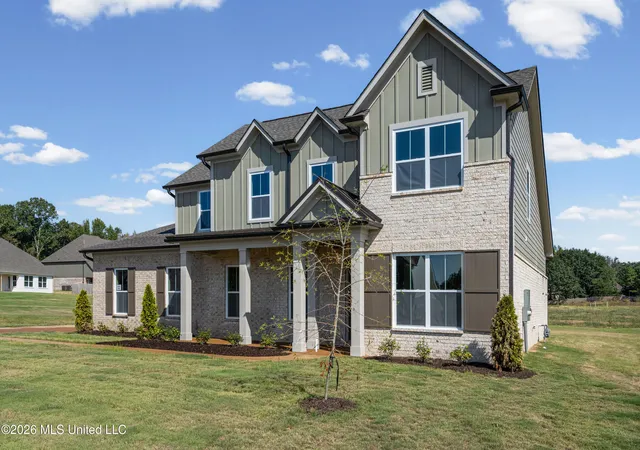 Photo 2 of Single family home for sale at 13610 S River Grv Ln, Olive Branch, MS 38654 | MLS# 4151395 | Listing updated on 2026-09-09