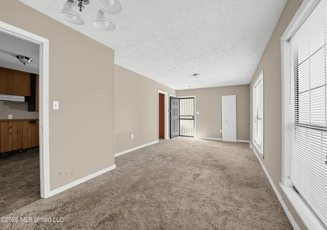 Photo 2 of Single family home for sale at 2722 Pinedale St, Jackson, MS 39204 | MLS# 4161860 | Listing updated on 2026-09-10