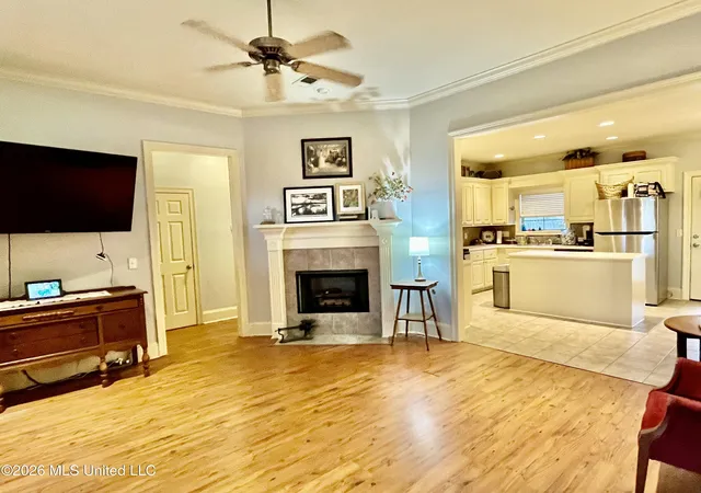 Photo 3 of Single family home for sale at 211 Tucker Dr, Brandon, MS 39042 | MLS# 4152756 | Listing updated on 2026-09-11