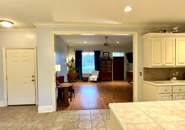 Photo 3 of Single family home for sale at 211 Tucker Dr, Brandon, MS 39042 | MLS# 4152756 | Listing updated on 2026-09-11