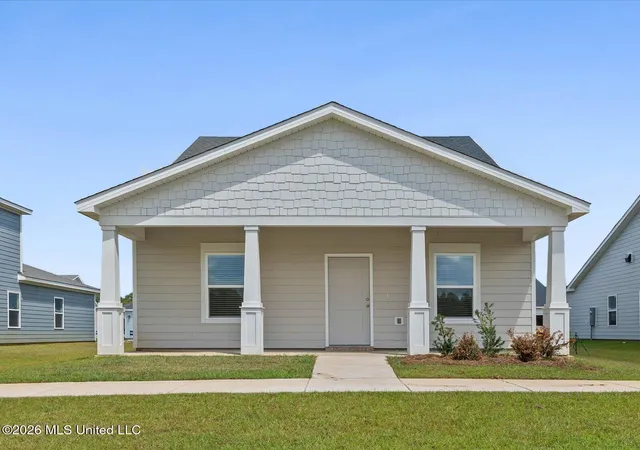 Photo 1 of Single family home for sale at 427 Pimento Cir, Ocean Springs, MS 39564 | MLS# 4152907 | Listing updated on 2026-10-08