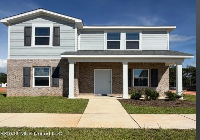 Photo 1 of Single family home for sale at 404 Pimento Cir, Ocean Springs, MS 39564 | MLS# 4152975 | Listing updated on 2026-10-19