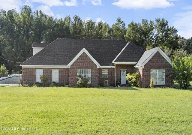 Photo 1 of Single family home for sale at 170 Dry Fld Rd, Byhalia, MS 38611 | MLS# 4154164 | Listing updated on 2026-09-19