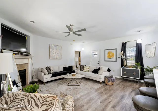 Photo 3 of Single family home for sale at 170 Dry Fld Rd, Byhalia, MS 38611 | MLS# 4154164 | Listing updated on 2026-09-19