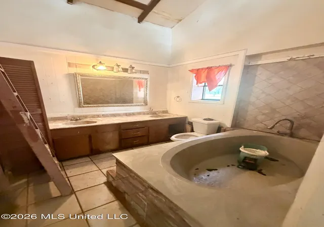 Photo 3 of Single family home for sale at 16665 Mississippi 465, Vicksburg, MS 39183 | MLS# 4154457 | Listing updated on 2026-10-13