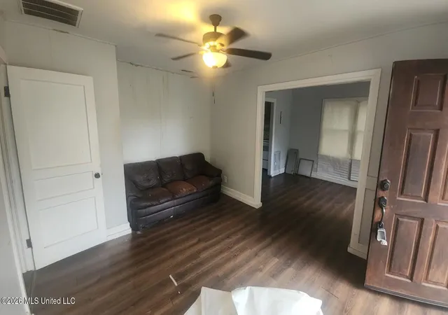 Photo 2 of Single family home for sale at 1681 Vine St, Biloxi, MS 39531 | MLS# 4156127 | Listing updated on 2026-10-14
