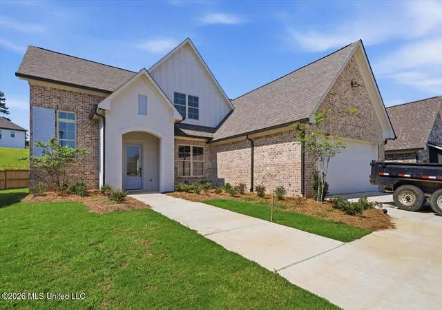 Photo 1 of Single family home for sale at 189 Bronson Bnd, Flowood, MS 39232 | MLS# 4155800 | Listing updated on 2026-09-09