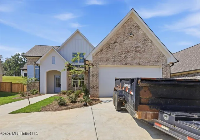 Photo 2 of Single family home for sale at 189 Bronson Bnd, Flowood, MS 39232 | MLS# 4155800 | Listing updated on 2026-09-09