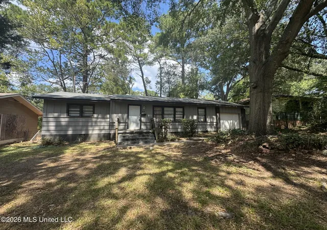 Photo 1 of Single family home for sale at 742 Kensington Pl, Jackson, MS 39206 | MLS# 4155172 | Listing updated on 2026-09-04