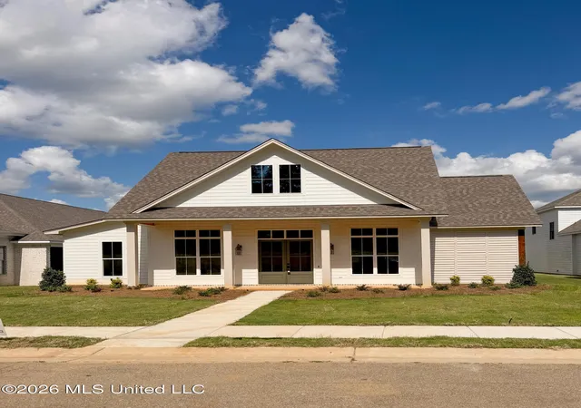 Photo 2 of Sale Pending at 108 Huxley Dr, Starkville, MS 39759 | MLS# 4155532 | Listing updated on 2026-10-21
