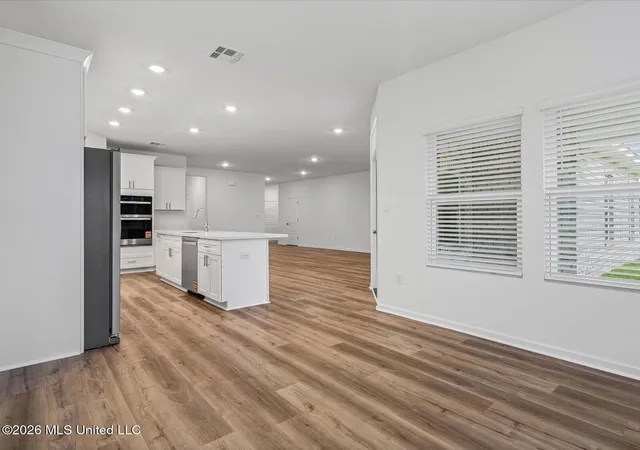 Photo 4 of Single family home for sale at 10595 Landon Meadows Dr, Gulfport, MS 39503 | MLS# 4155723 | Listing updated on 2026-09-17