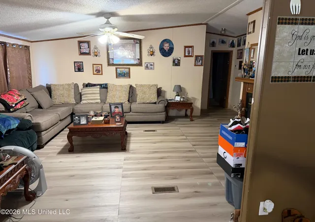 Photo 3 of Manufactured home for sale at 18276 Simmons Dr, Saucier, MS 39574 | MLS# 4162620 | Listing updated on 2026-10-13
