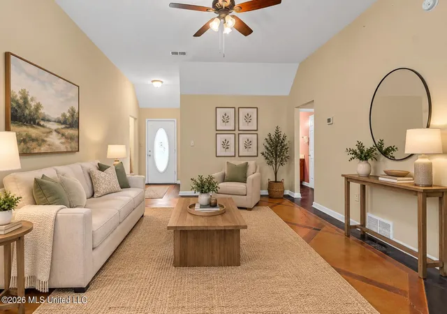 Photo 3 of Sale Pending at 209 Roper Cvs, Byhalia, MS 38611 | MLS# 4157090 | Listing updated on 2026-09-10