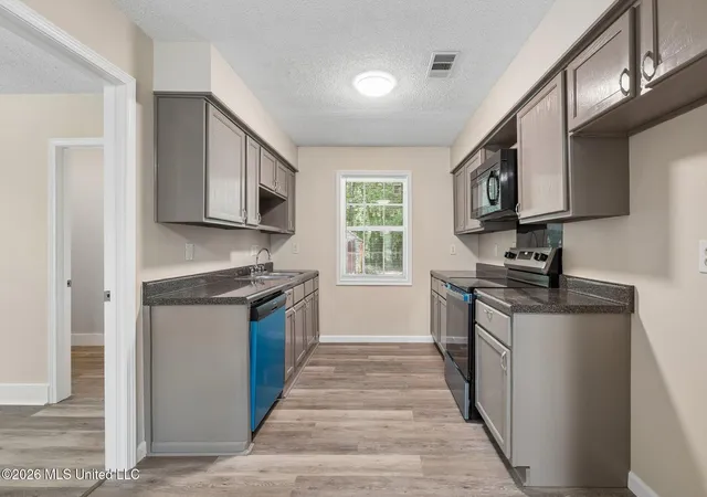 Photo 2 of Single family home for sale at 9724 Donchester Cir, Moss Point, MS 39562 | MLS# 4157348 | Listing updated on 2026-09-09
