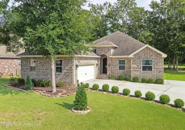 Photo 1 of Sale Pending at 24628 Knollwood Dr, Pass Christian, MS 39571 | MLS# 4161132 | Listing updated on 2026-09-11