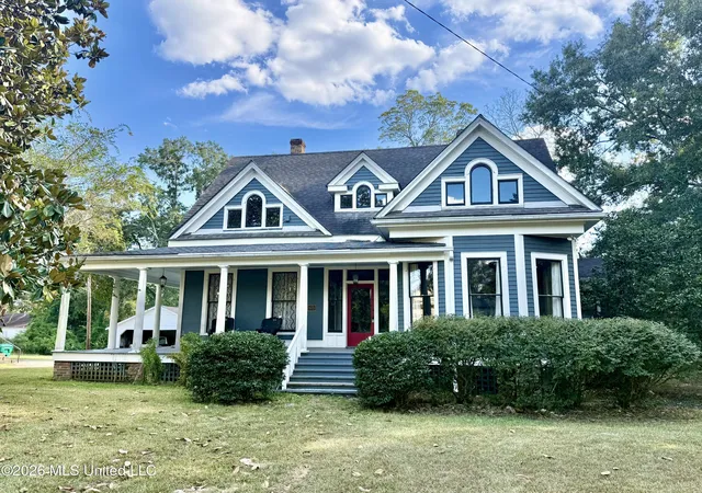 Photo 1 of Single family home for sale at 209 Downing St, Hazlehurst, MS 39083 | MLS# 4165454 | Listing updated on 2026-10-14