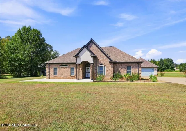 Photo 1 of Single family home for sale at 196 S Moore Xing, Byhalia, MS 38611 | MLS# 4161746 | Listing updated on 2026-09-14
