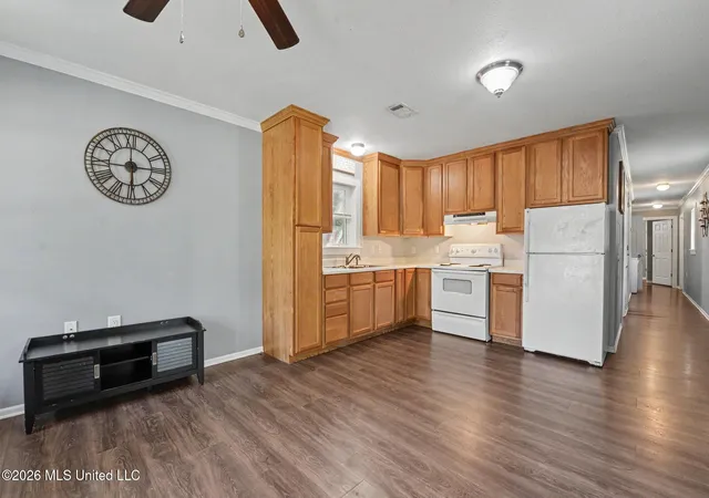 Photo 3 of Sale Pending at 5505 Peacock St, Ocean Springs, MS 39564 | MLS# 4158977 | Listing updated on 2026-09-15