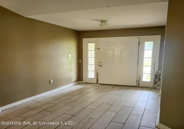 Photo 4 of Sale Pending at 13544 Huntington Cir, Gulfport, MS 39503 | MLS# 4161753 | Listing updated on 2026-09-08