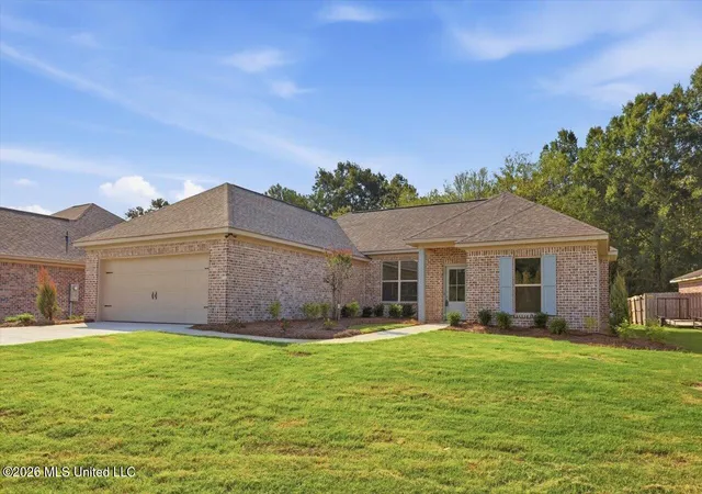 Photo 1 of Single family home for sale at 111 Newport Dr, Canton, MS 39046 | MLS# 4159619 | Listing updated on 2026-10-19