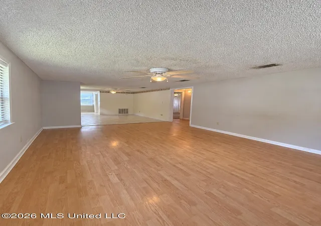 Photo 4 of Single family home for sale at 2201 30th Street, Gulfport, MS 39501 | MLS# 4159899 | Listing updated on 2026-09-06